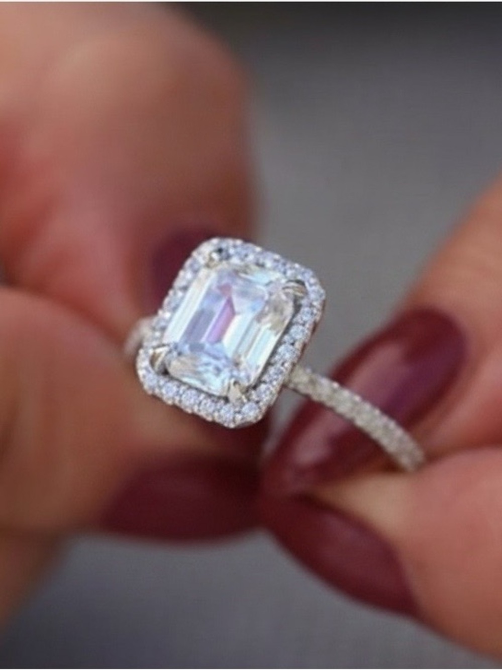 Sterling Silver Diamond Ring - Picture 10 of 10